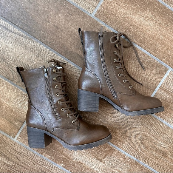 NWOT American Rag Women's Sloanie Booties Dark Brown Size 7.5 - Picture 6 of 10